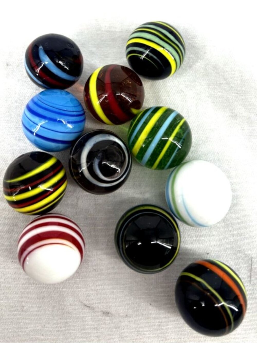 House Of Marbles Shooter Marbles UV Glows 24mm Lot of 11
